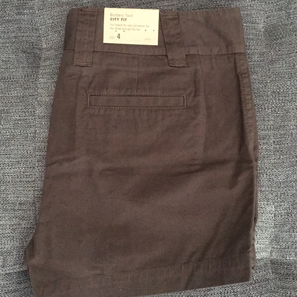 NWT J.Crew City Fit Short, size 4